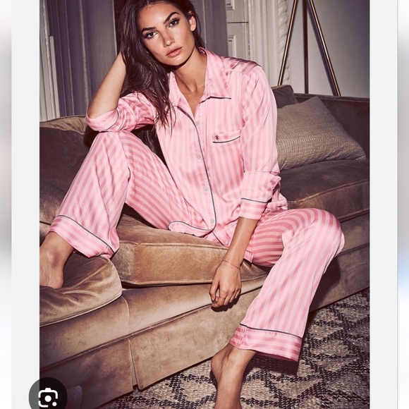 Victoria Secret Satin Afterhours Pajama PJ Set PINK ICONIC STRIPE Large - Picture 16 of 17